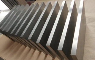 TITANIUM PLATE